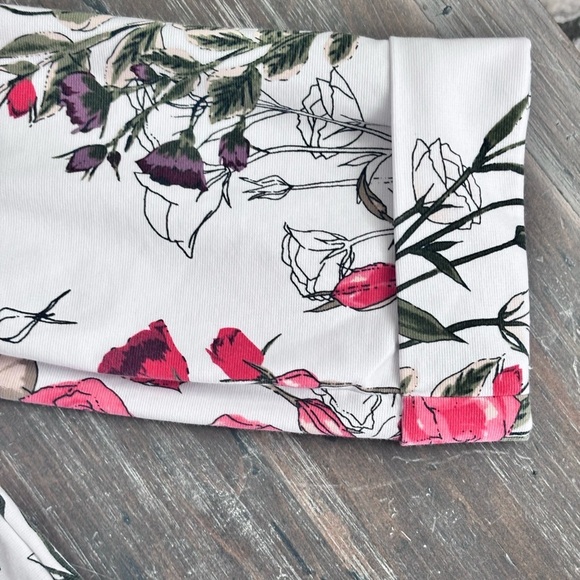 Allison Daley White and Pink Open FrontSoft Blazer with Floral Design Large - Picture 7 of 12